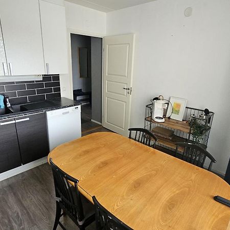 Tilava Kaksio, Saunalla Ja Saehkoeauton Latauksella. Tampere Eksteriør billede